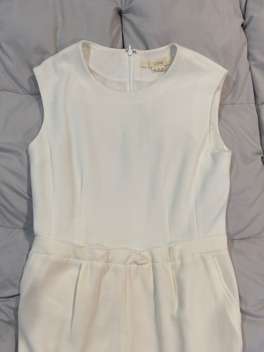 O'2nd Ivory Sleeveless Tailored Dress